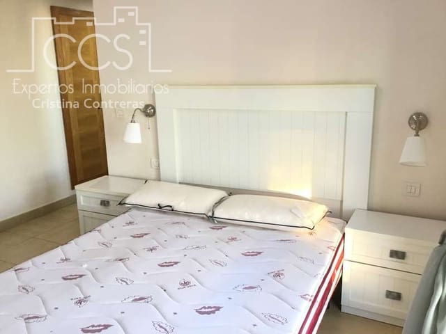2 soveværelse Penthouse til leje i Sevilla by med swimmingpool garage - € 1.600 (Ref: 7314823)