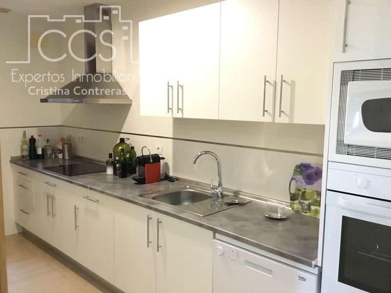 2 bedroom Penthouse for rent in Seville city with pool garage - € 1,490 (Ref: 7314823)