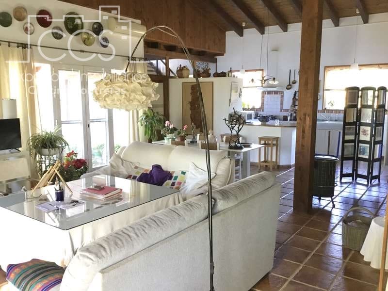 7 chambre Finca/Maison de Campagne à vendre à Pilas avec piscine - 305 000 € (Ref: 7356622)