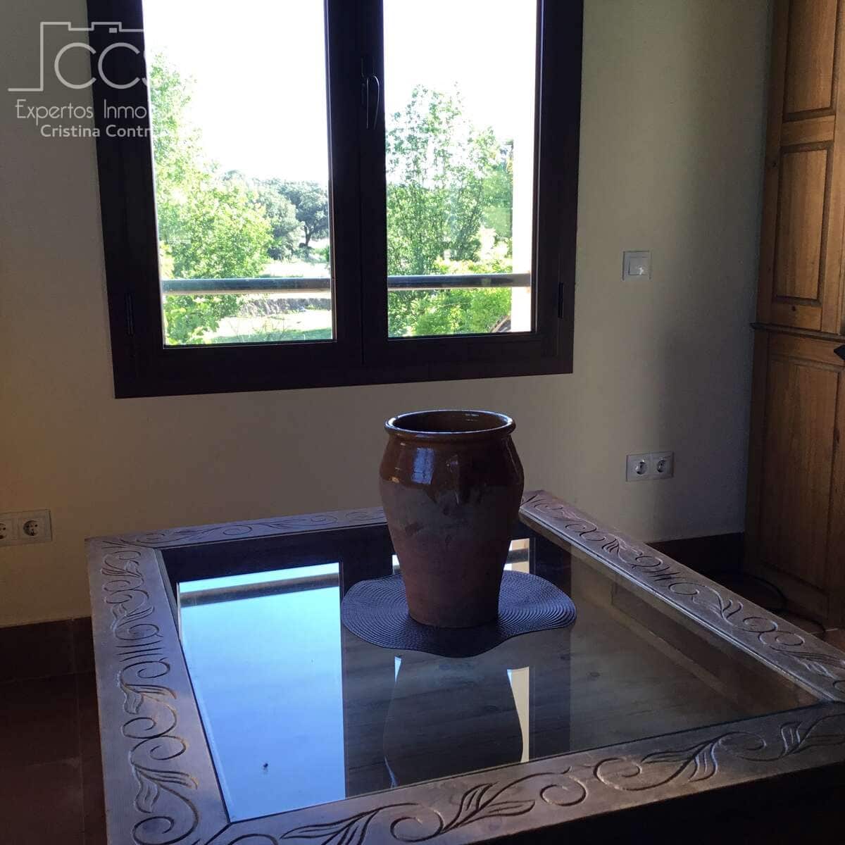 6 soveværelse Finca/Landehus til salg i El Pedroso med swimmingpool - € 635.000 (Ref: 8247007)