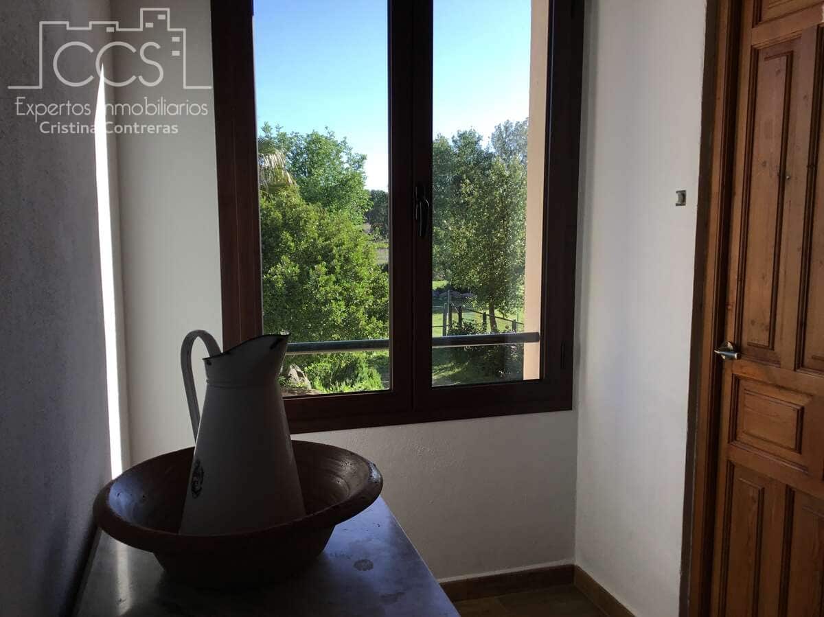 6 soveværelse Finca/Landehus til salg i El Pedroso med swimmingpool - € 635.000 (Ref: 8247007)