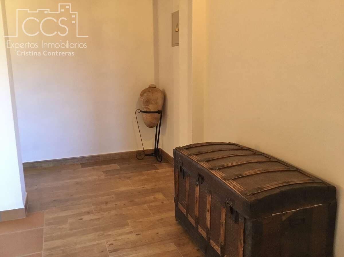 6 soveværelse Finca/Landehus til salg i El Pedroso med swimmingpool - € 635.000 (Ref: 8247007)