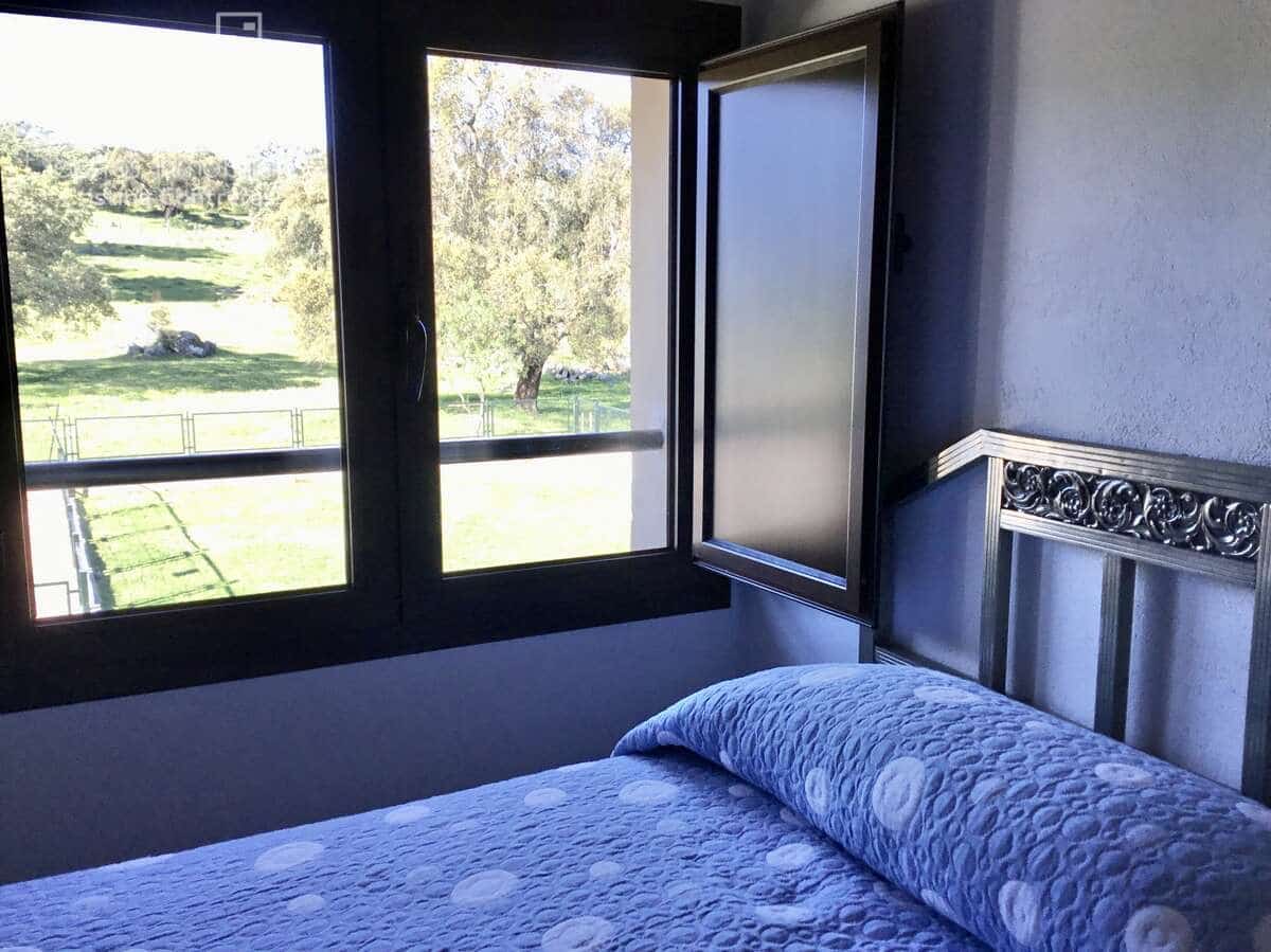 6 soveværelse Finca/Landehus til salg i El Pedroso med swimmingpool - € 635.000 (Ref: 8247007)