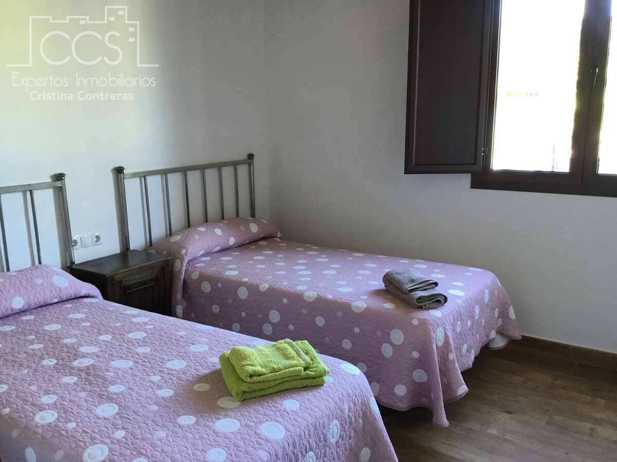 6 bedroom Finca/Country House for sale in El Pedroso with pool - € 635,000 (Ref: 8247007)