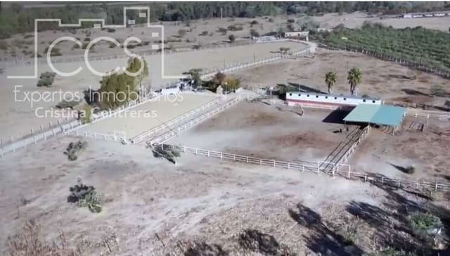 Finca/Herregård til salgs i Sanlúcar la Mayor - € 300 000 (Ref: 8396255)