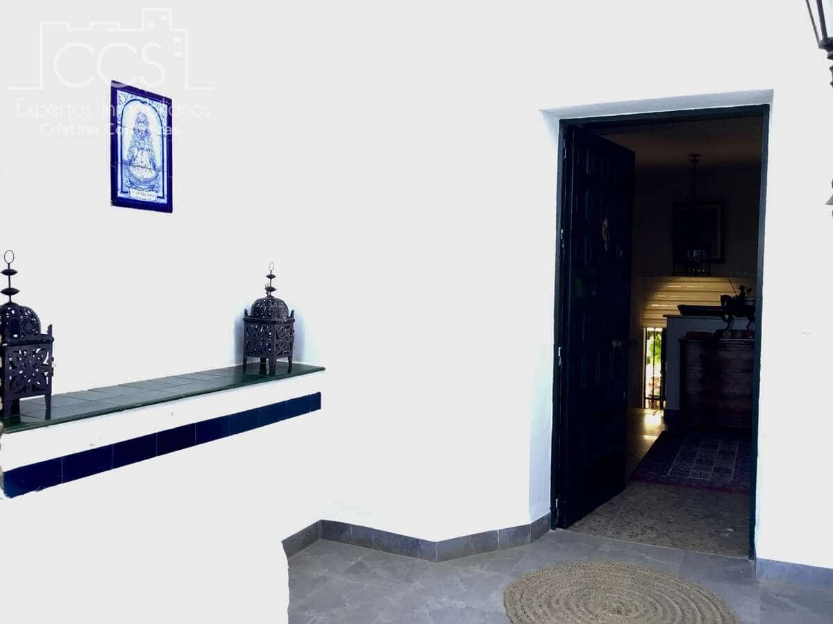 5 bedroom Finca/Country House for sale in Alcala de Guadaira with pool garage - € 450,000 (Ref: 8485078)