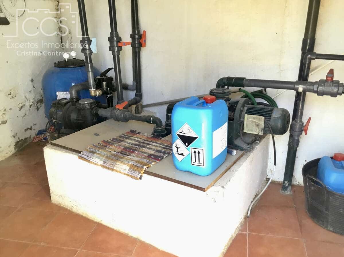 5 bedroom Finca/Country House for sale in Alcala de Guadaira with pool garage - € 450,000 (Ref: 8485078)