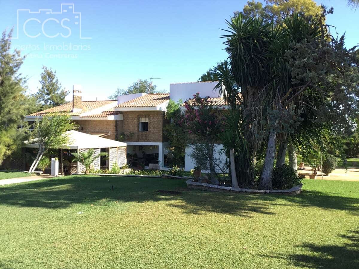 5 bedroom Finca/Country House for sale in Alcala de Guadaira with pool garage - € 450,000 (Ref: 8485078)