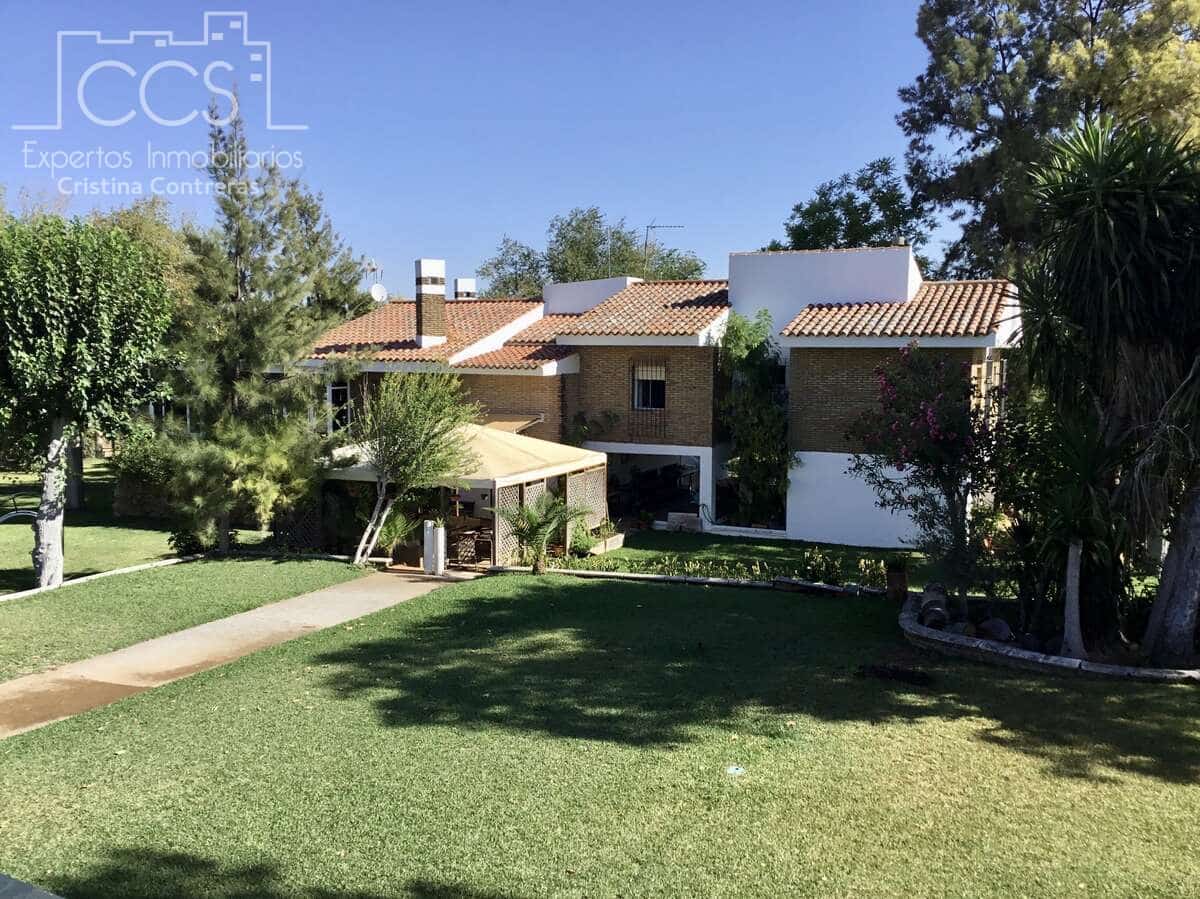 5 bedroom Finca/Country House for sale in Alcala de Guadaira with pool garage - € 450,000 (Ref: 8485078)