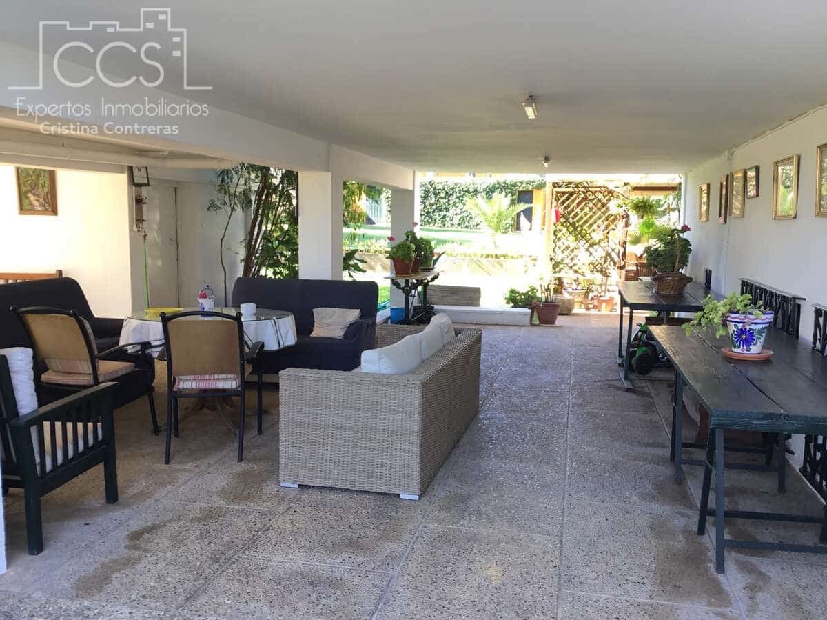 5 bedroom Finca/Country House for sale in Alcala de Guadaira with pool garage - € 450,000 (Ref: 8485078)