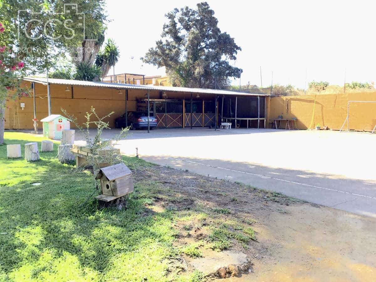 5 bedroom Finca/Country House for sale in Alcala de Guadaira with pool garage - € 450,000 (Ref: 8485078)