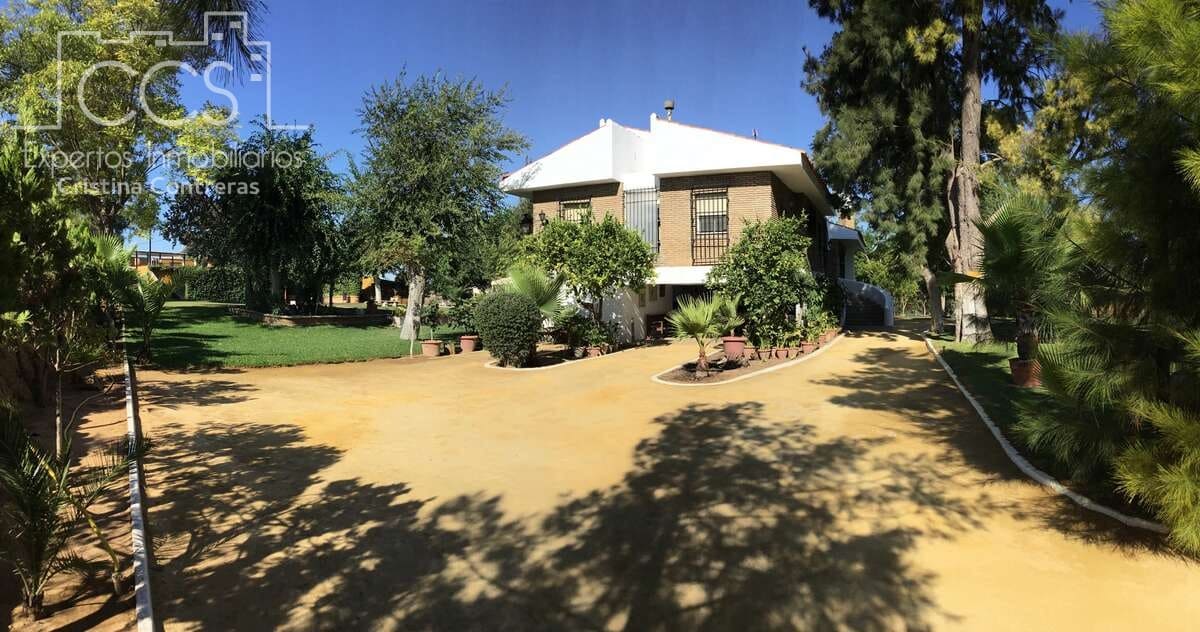 5 bedroom Finca/Country House for sale in Alcala de Guadaira with pool garage - € 450,000 (Ref: 8485078)