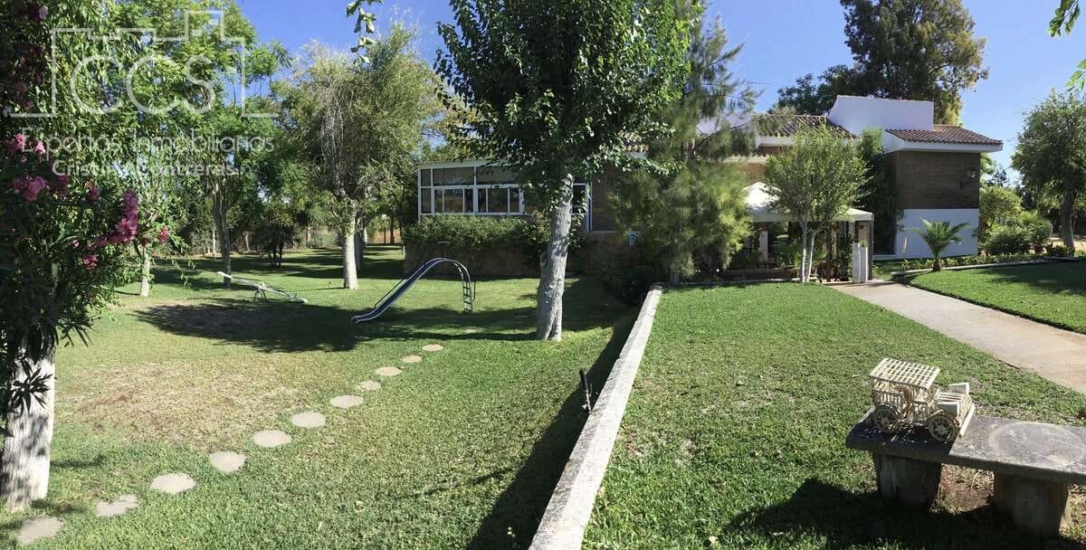 5 bedroom Finca/Country House for sale in Alcala de Guadaira with pool garage - € 450,000 (Ref: 8485078)