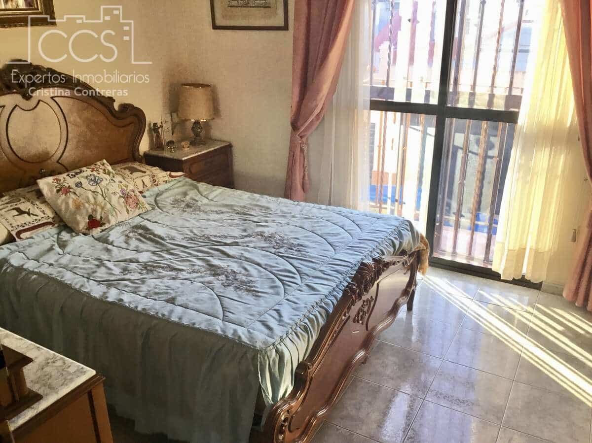 3 chambre Maison de Ville à vendre à Seville ville - 270 000 € (Ref: 8565668)