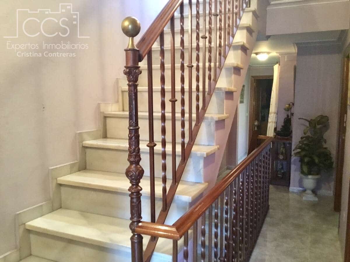 3 bedroom Townhouse for sale in Seville city - € 260,000 (Ref: 8565668)
