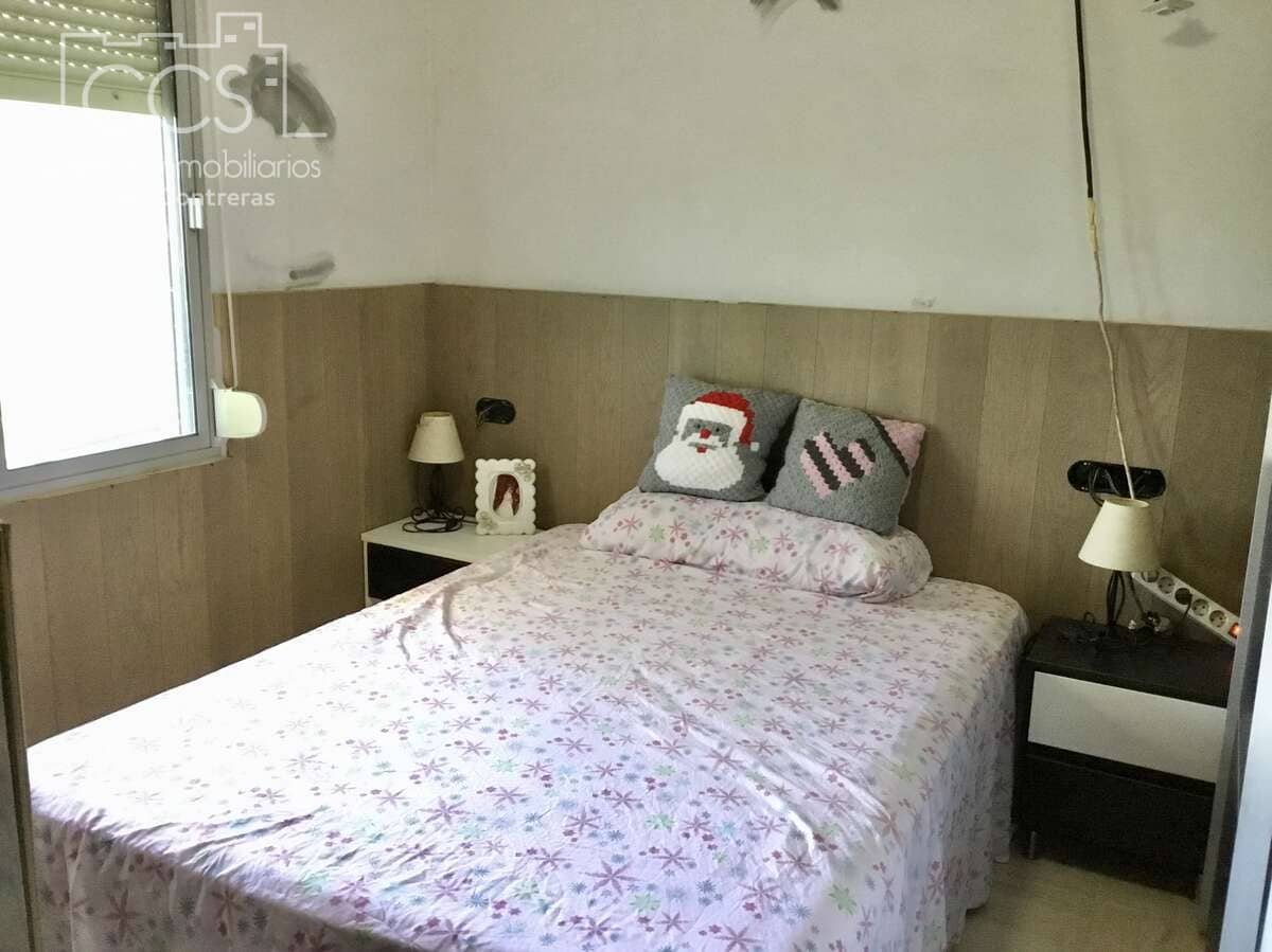 4 soveværelse Finca/Landehus til salg i Pilas - € 150.000 (Ref: 8750157)