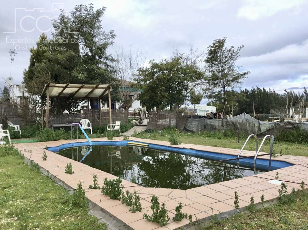 3 makuuhuone Maalaistalo myytävänä paikassa Almonte mukana uima-altaan - 180 000 € (Ref: 8804035)