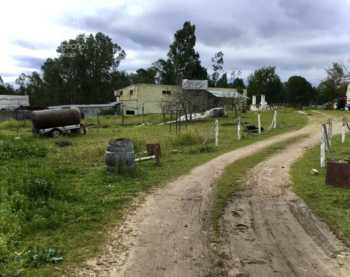 3 makuuhuone Maalaistalo myytävänä paikassa Almonte mukana uima-altaan - 180 000 € (Ref: 8804035)