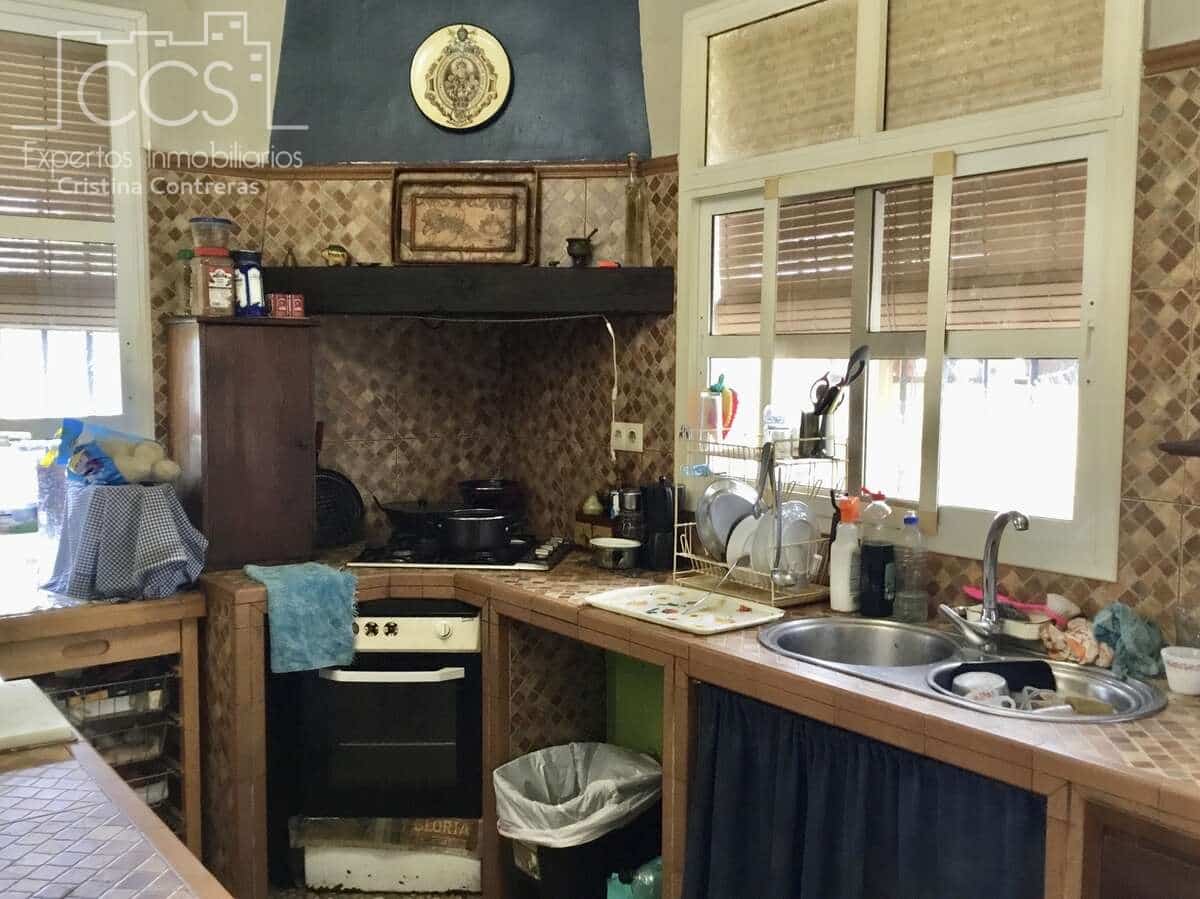 3 makuuhuone Maalaistalo myytävänä paikassa Almonte mukana uima-altaan - 180 000 € (Ref: 8804035)