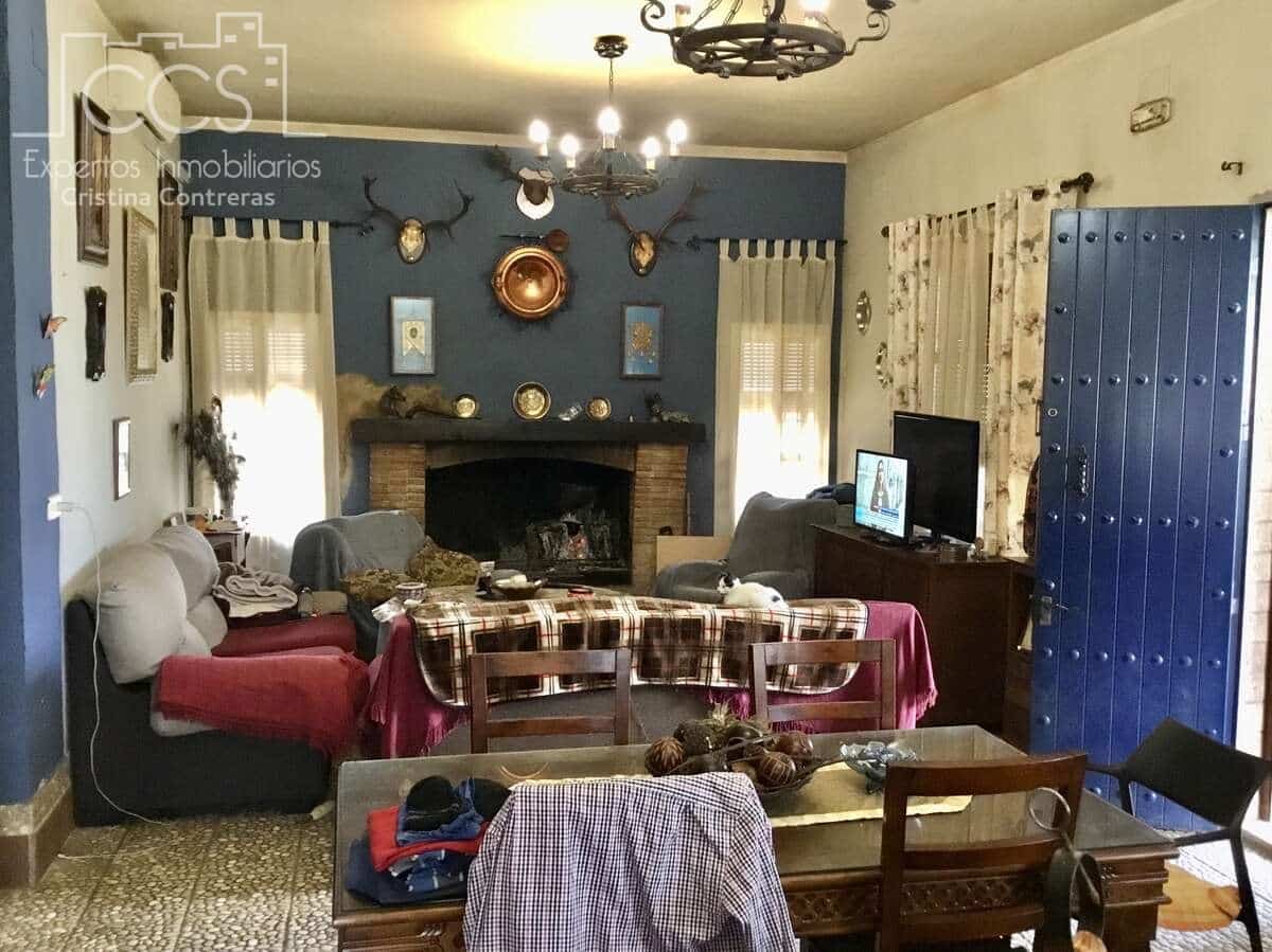 3 makuuhuone Maalaistalo myytävänä paikassa Almonte mukana uima-altaan - 180 000 € (Ref: 8804035)