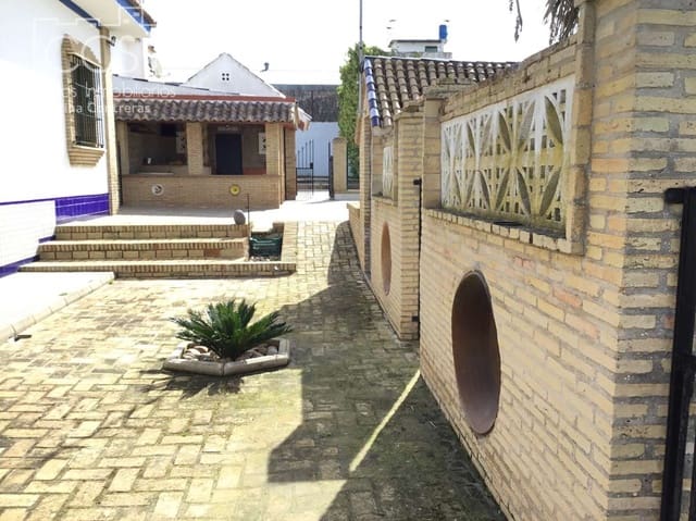 3 bedroom Finca/Country House for sale in Pilas with pool - € 280,000 (Ref: 8936500)