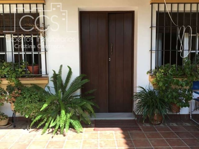 5 soveværelse Byhus til salg i La Palma del Condado med garage - € 290.000 (Ref: 9036262)