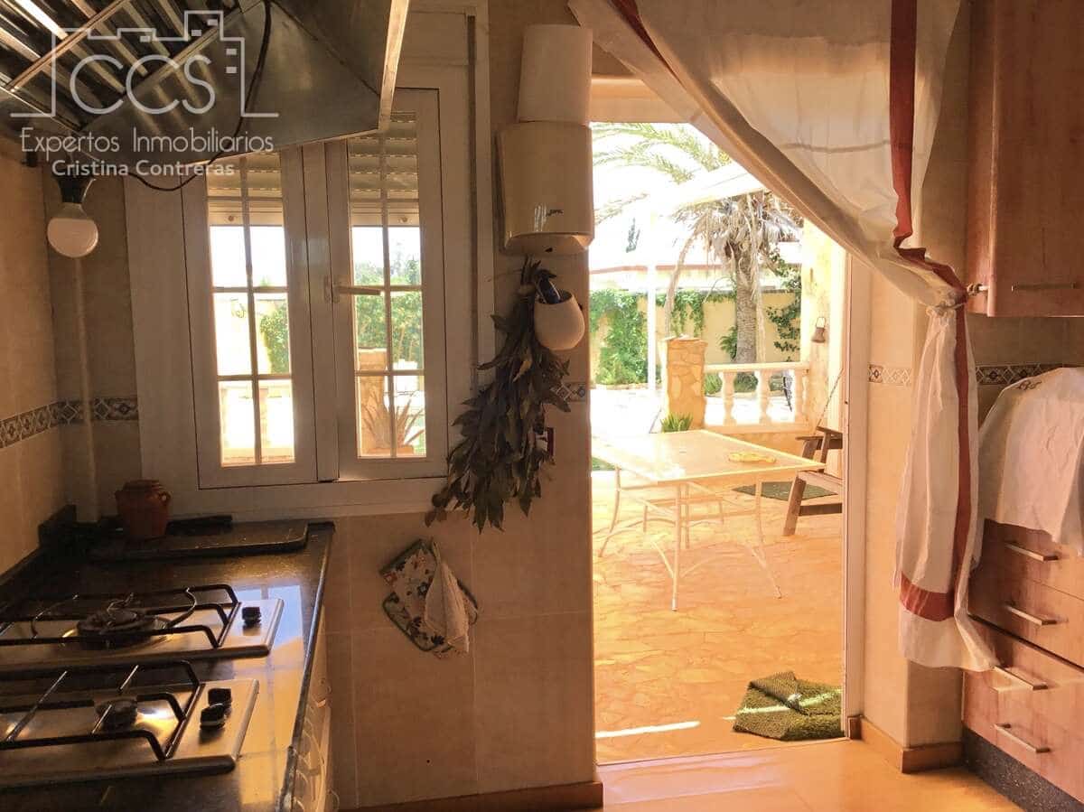 6 soverom Villa til salgs i Lepe med svømmebasseng garasje - € 410 000 (Ref: 9109959)