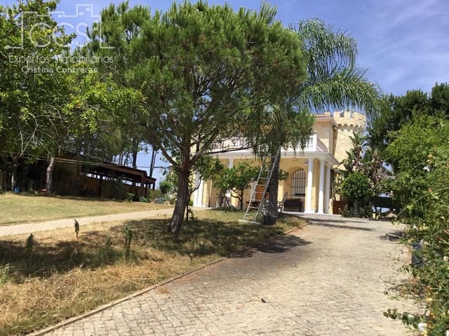 6 bedroom Villa for sale in Lepe with pool garage - € 410,000 (Ref: 9109959)