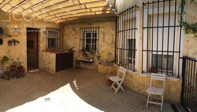 Chalet de 6 habitaciones en Lepe en venta con piscina garaje - 395.000 € (Ref: 9109959)