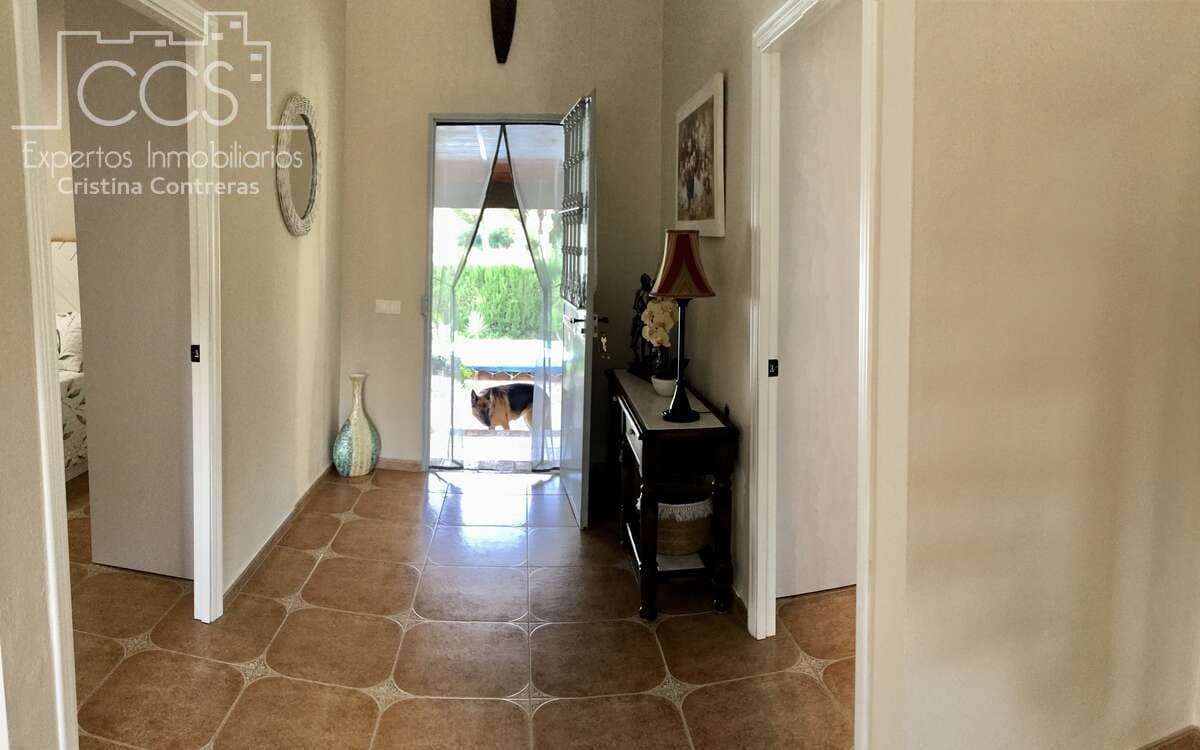 2 soverom Finca/Herregård til salgs i Hinojos med svømmebasseng garasje - € 185 000 (Ref: 9329981)