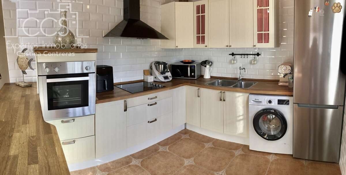 2 soverom Finca/Herregård til salgs i Hinojos med svømmebasseng garasje - € 185 000 (Ref: 9329981)