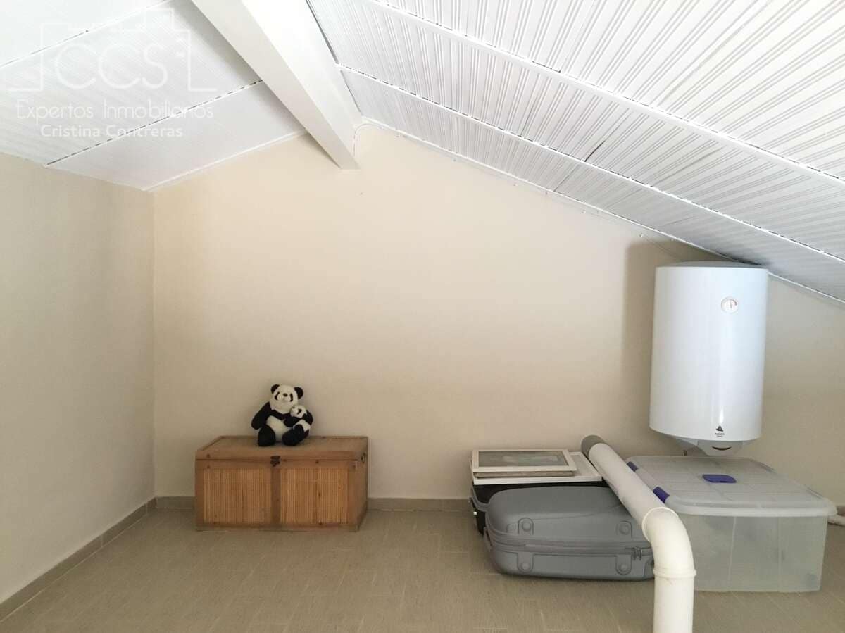 2 soverom Finca/Herregård til salgs i Hinojos med svømmebasseng garasje - € 185 000 (Ref: 9329981)