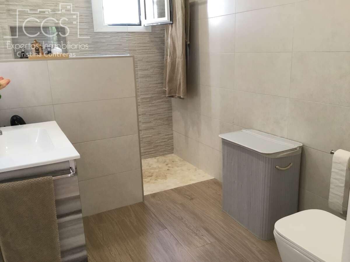 2 soverom Finca/Herregård til salgs i Hinojos med svømmebasseng garasje - € 185 000 (Ref: 9329981)