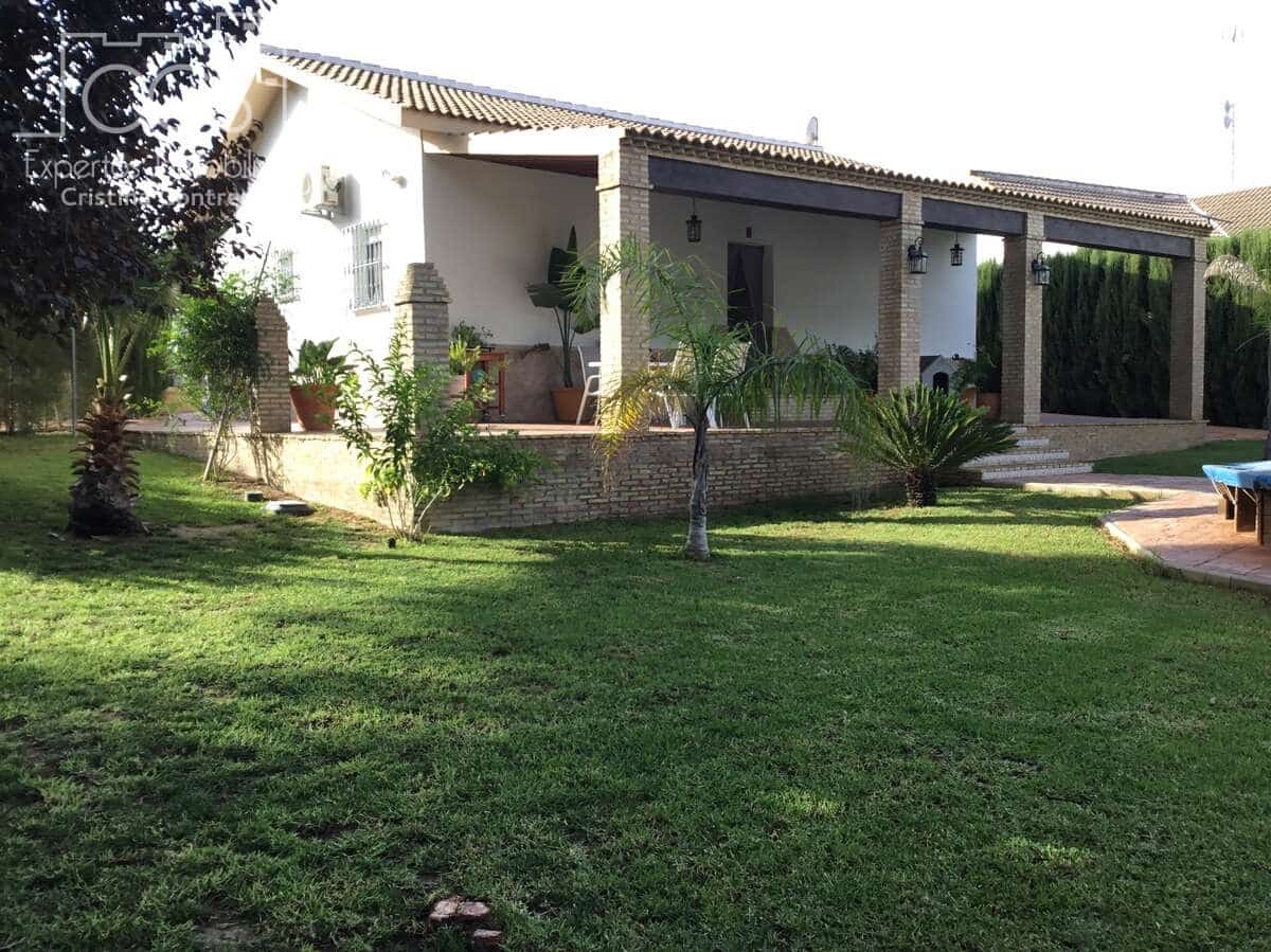 2 soverom Finca/Herregård til salgs i Hinojos med svømmebasseng garasje - € 185 000 (Ref: 9329981)