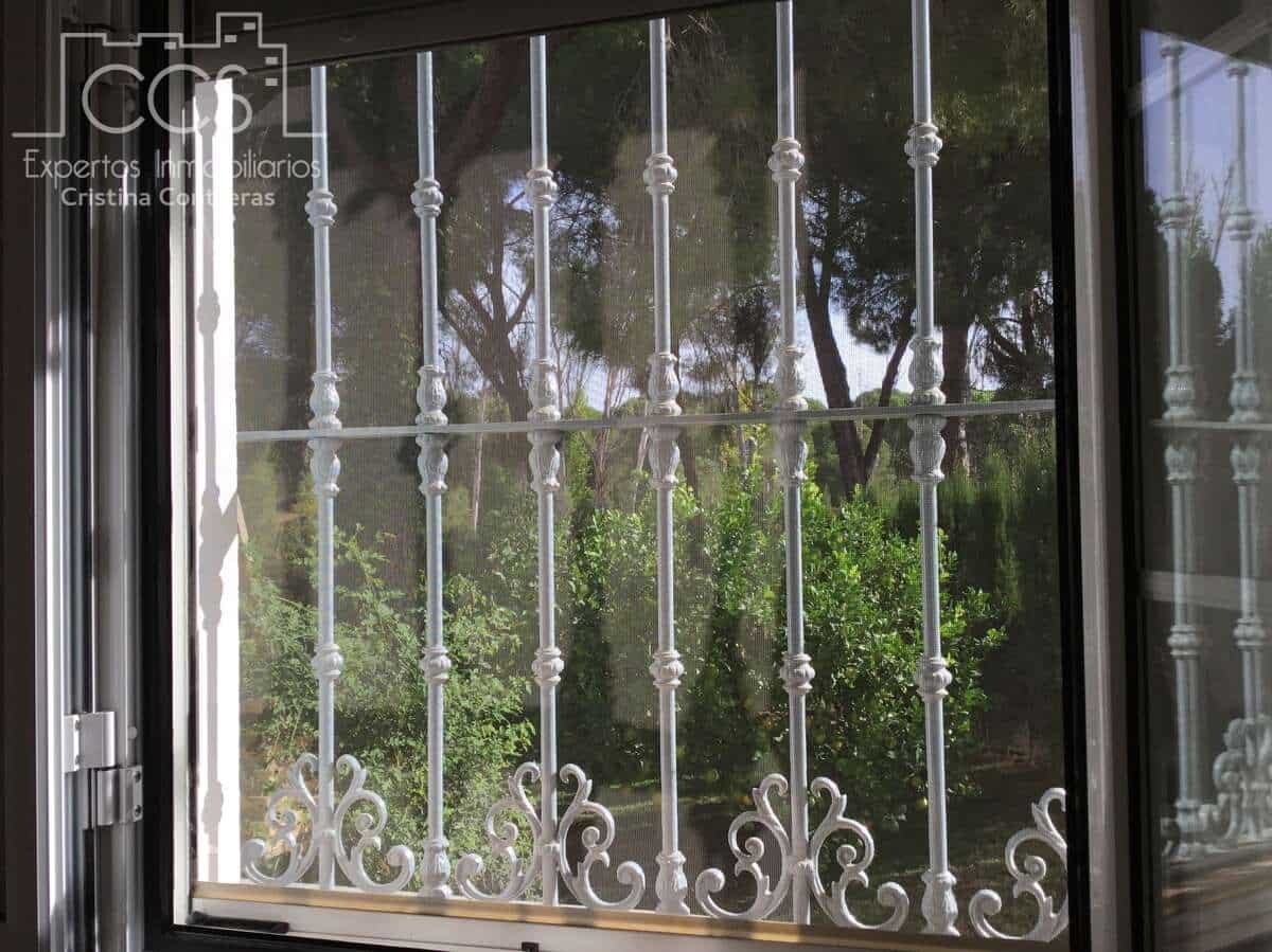 2 soverom Finca/Herregård til salgs i Hinojos med svømmebasseng garasje - € 185 000 (Ref: 9329981)