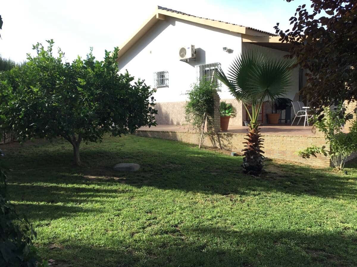 2 soverom Finca/Herregård til salgs i Hinojos med svømmebasseng garasje - € 185 000 (Ref: 9329981)