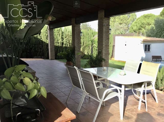 2 soveværelse Finca/Landehus til salg i Hinojos med swimmingpool garage - € 185.000 (Ref: 9329981)