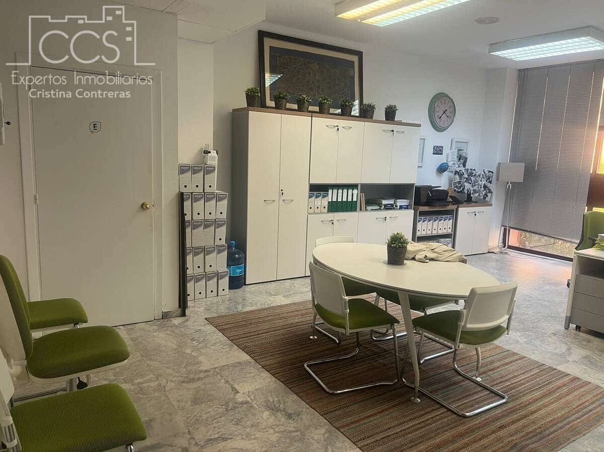 Kontor til leje i Sevilla by - € 800 (Ref: 9415415)