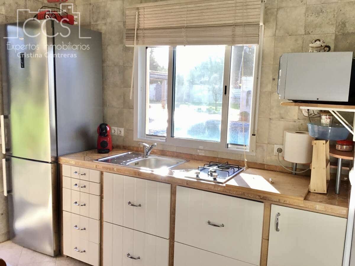 3 soveværelse Villa til salg i Carmona med swimmingpool - € 420.000 (Ref: 9542874)