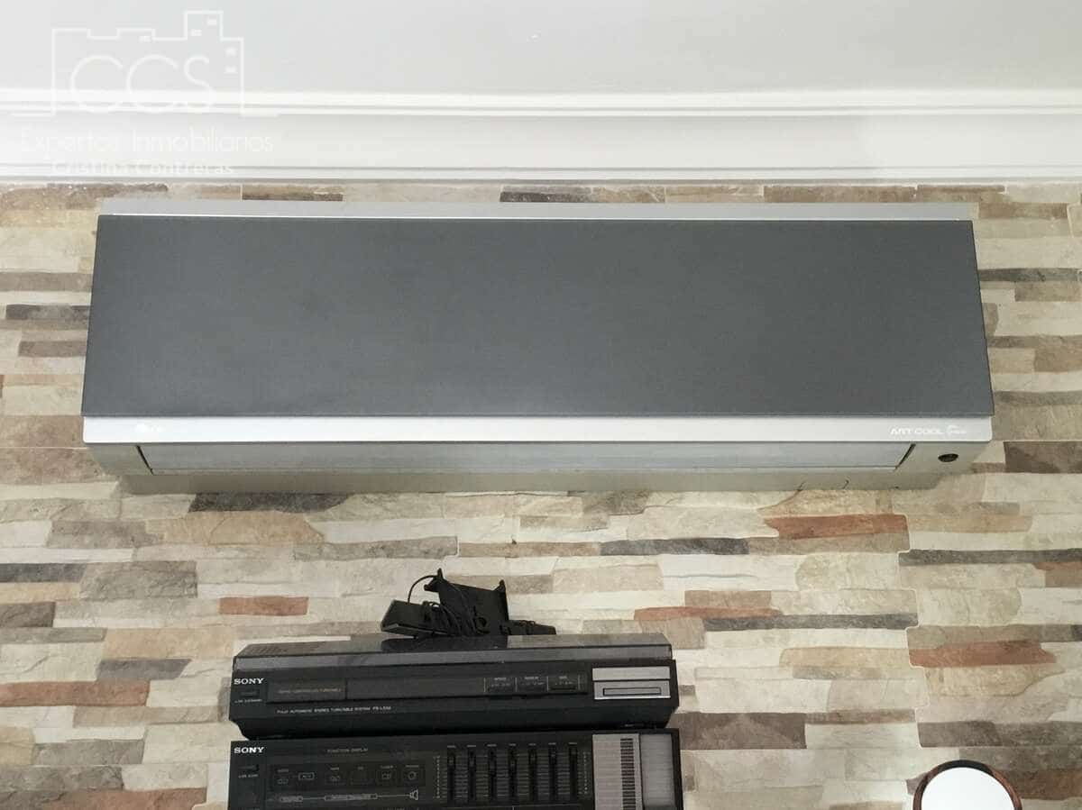 3 soveværelse Villa til salg i Carmona med swimmingpool - € 420.000 (Ref: 9542874)