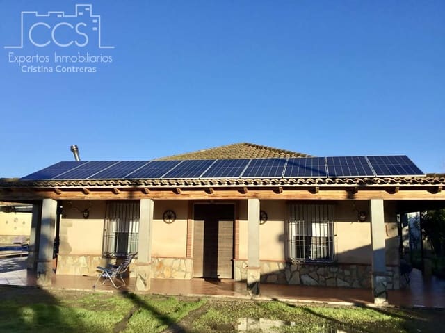 3 soveværelse Villa til salg i Carmona med swimmingpool - € 420.000 (Ref: 9542874)