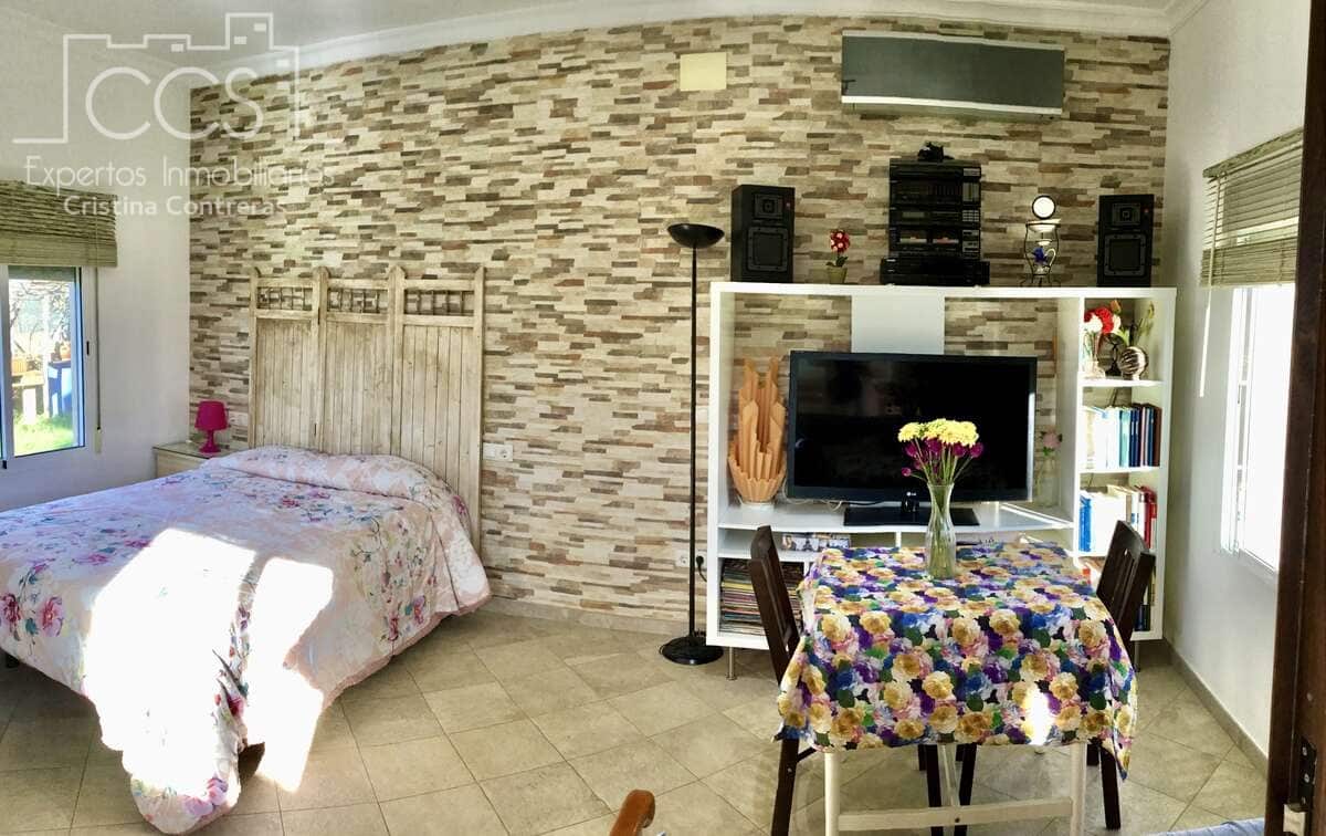 3 soveværelse Villa til salg i Carmona med swimmingpool - € 420.000 (Ref: 9542874)