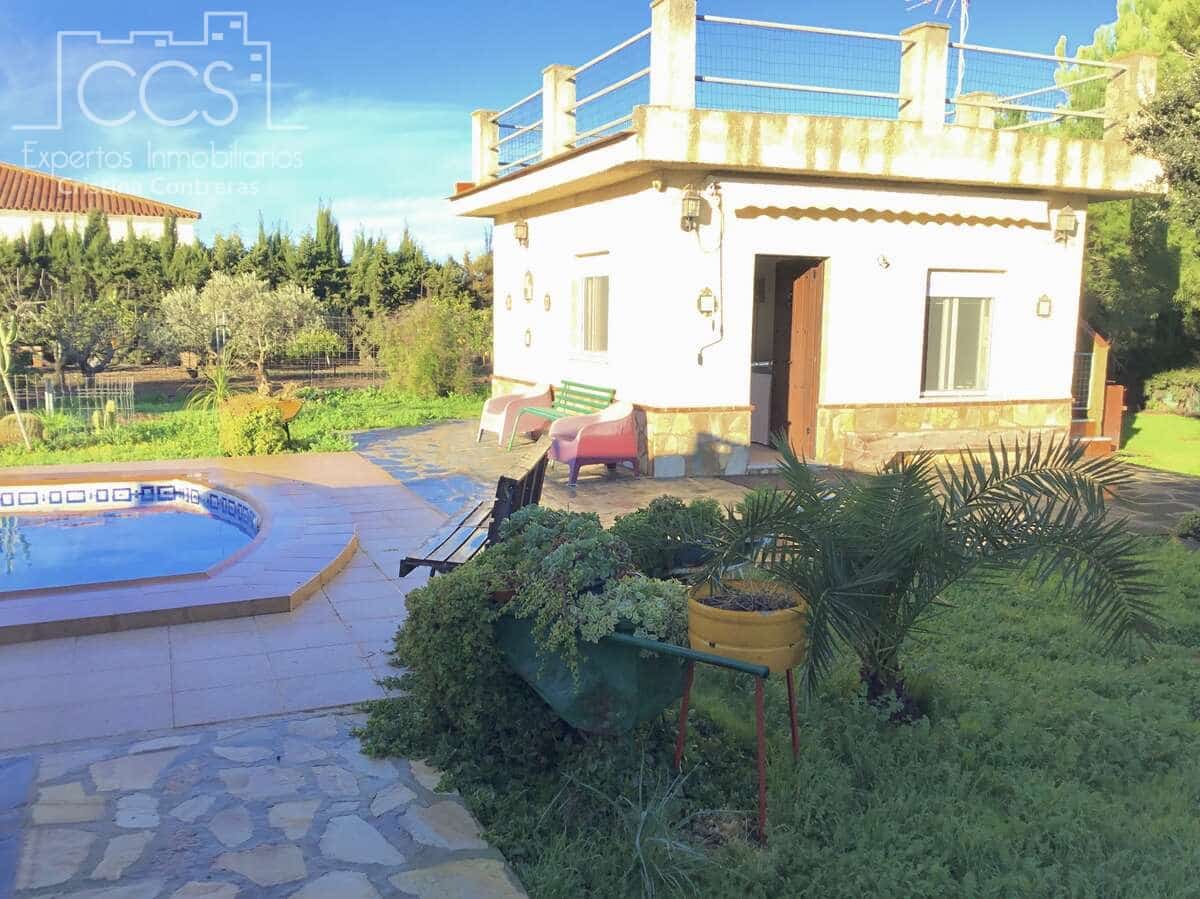 3 soveværelse Villa til salg i Carmona med swimmingpool - € 420.000 (Ref: 9542874)