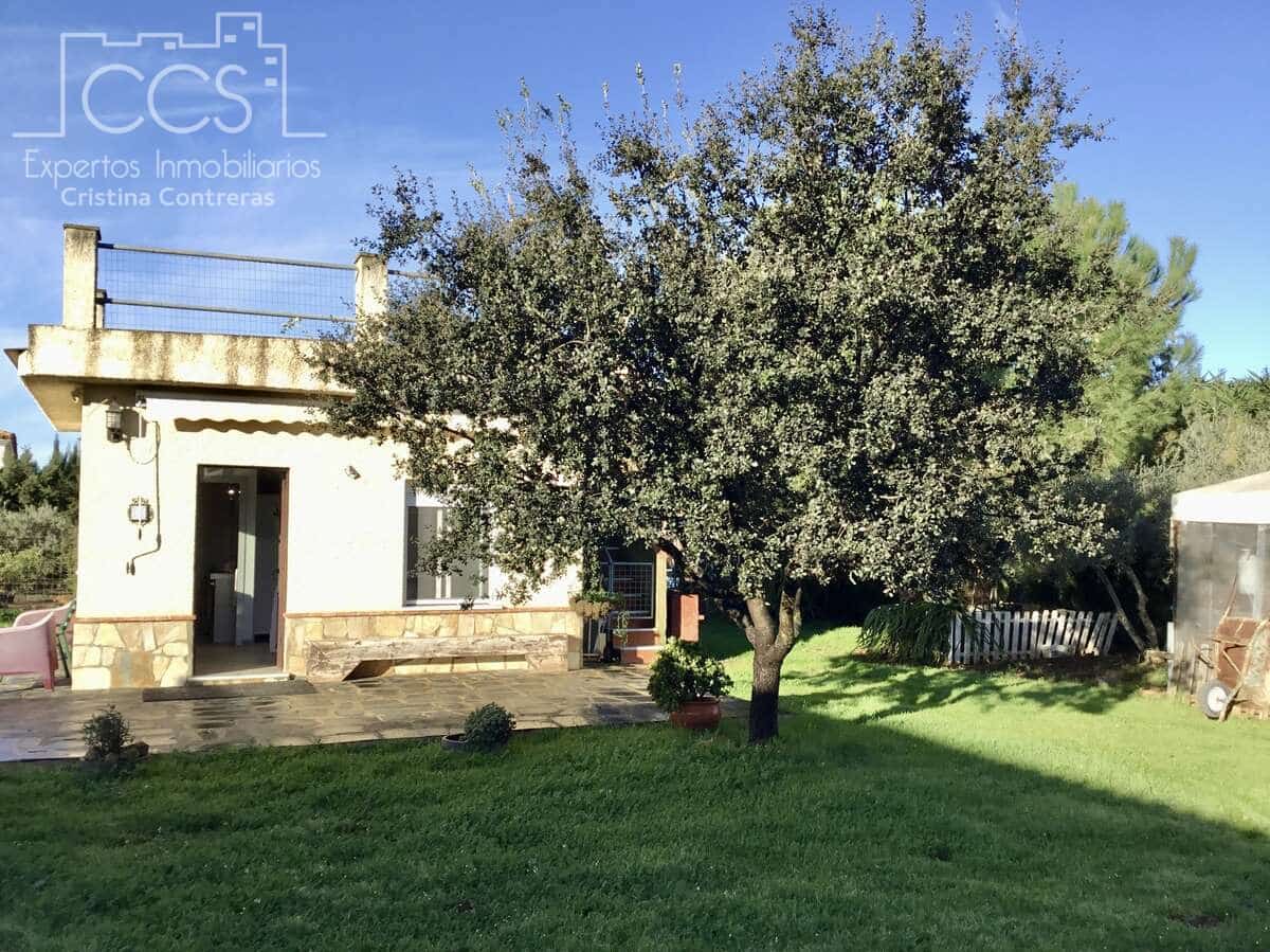 3 soveværelse Villa til salg i Carmona med swimmingpool - € 420.000 (Ref: 9542874)