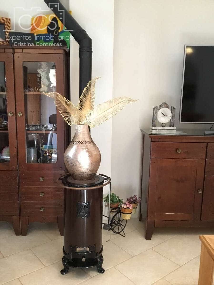 3 soveværelse Villa til salg i Carmona med swimmingpool - € 420.000 (Ref: 9542874)