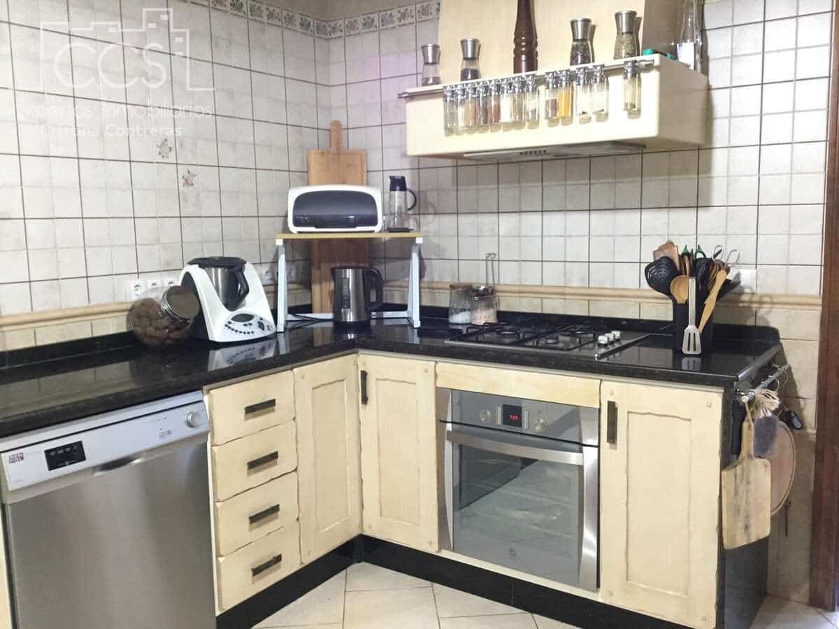 3 soveværelse Villa til salg i Carmona med swimmingpool - € 420.000 (Ref: 9542874)