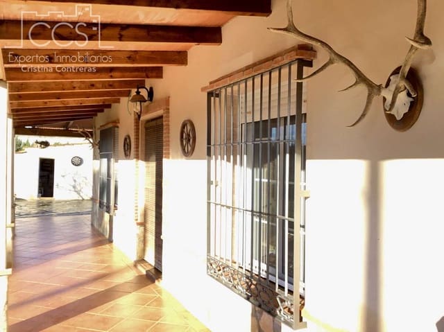 3 chambre Villa/Maison à vendre à Carmona avec piscine - 420 000 € (Ref: 9542874)