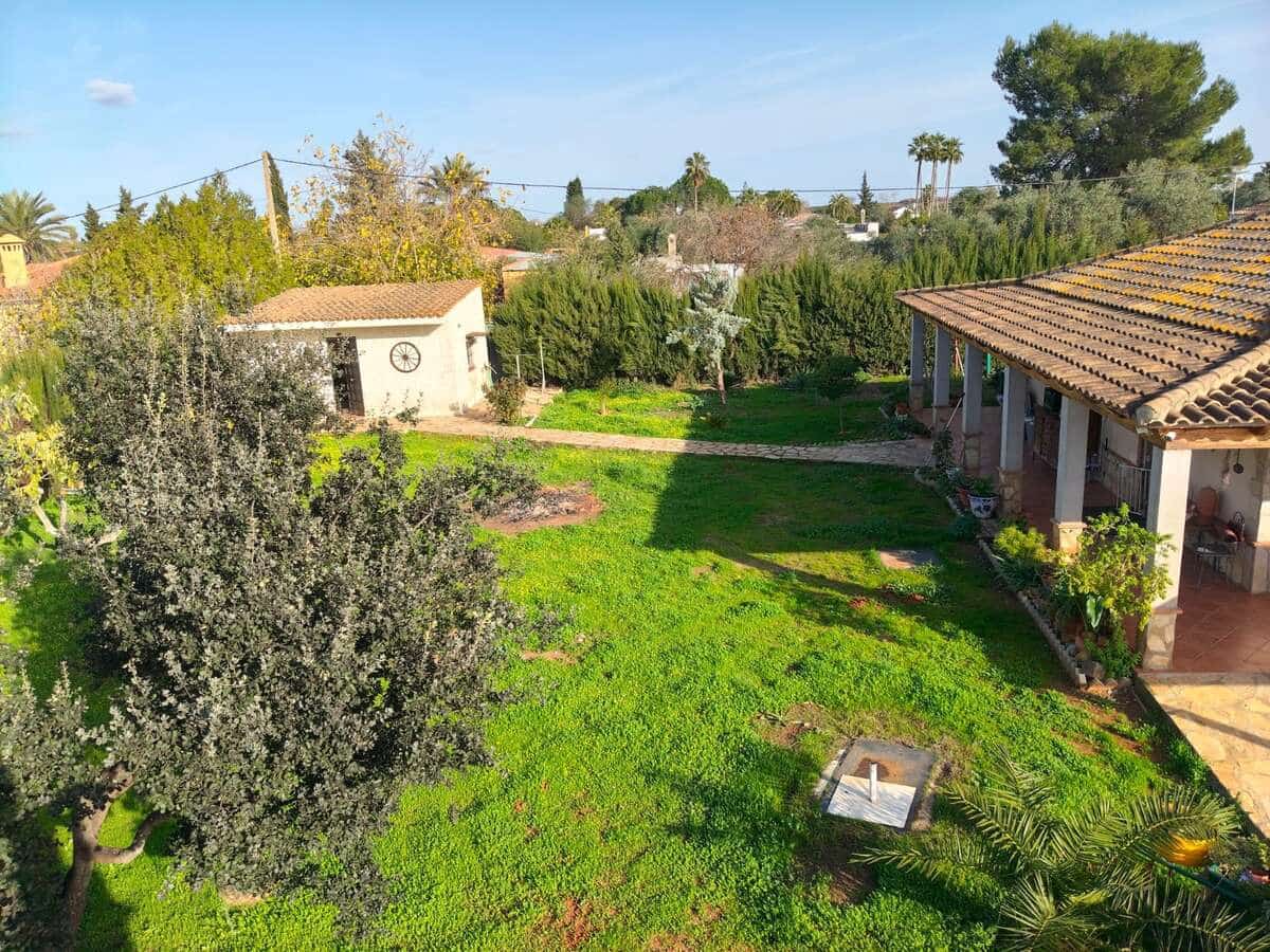 3 soverom Villa til salgs i Carmona med svømmebasseng - € 420 000 (Ref: 9542874)