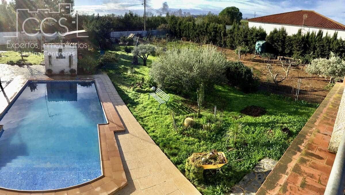 3 soverom Villa til salgs i Carmona med svømmebasseng - € 420 000 (Ref: 9542874)