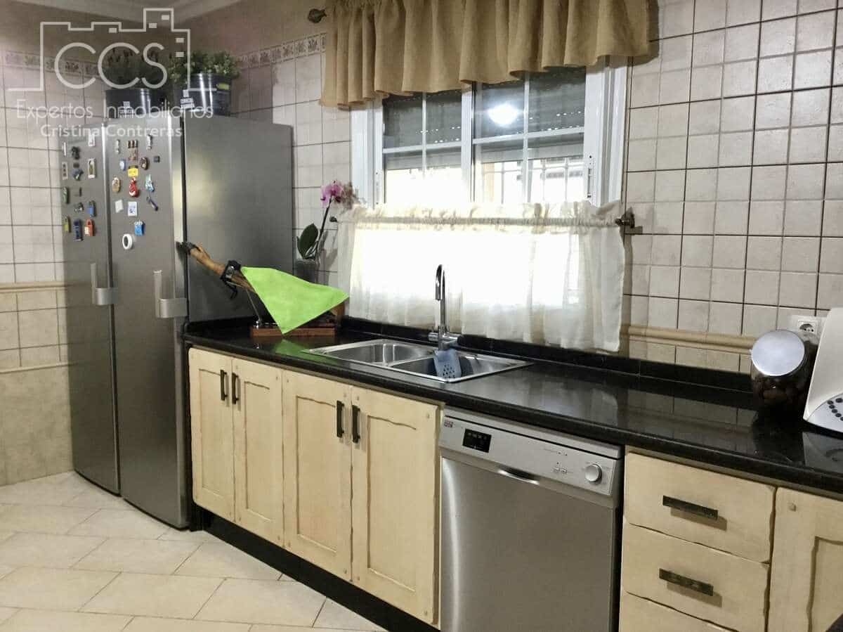 3 soverom Villa til salgs i Carmona med svømmebasseng - € 420 000 (Ref: 9542874)